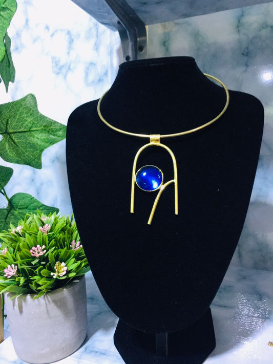 Brass chocker with amber